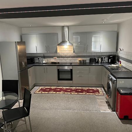 2 Bedroom Apartment In Doncaster City Centre Exterior foto