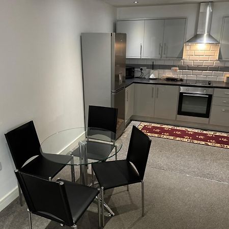 2 Bedroom Apartment In Doncaster City Centre Exterior foto